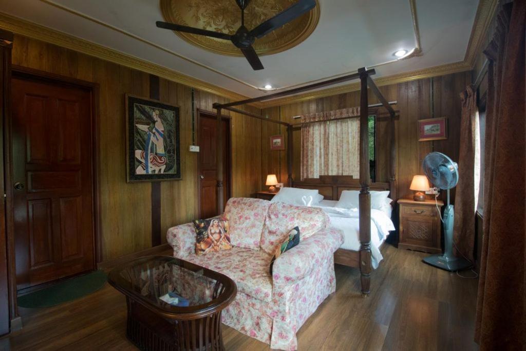 De Serenity - Exclusive Jungle Retreat