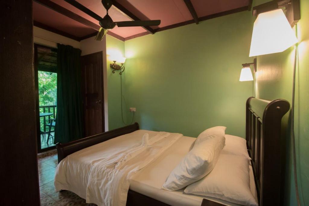 De Serenity - Exclusive Jungle Retreat *